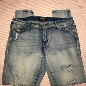 Cute Wax Discolored Jeans